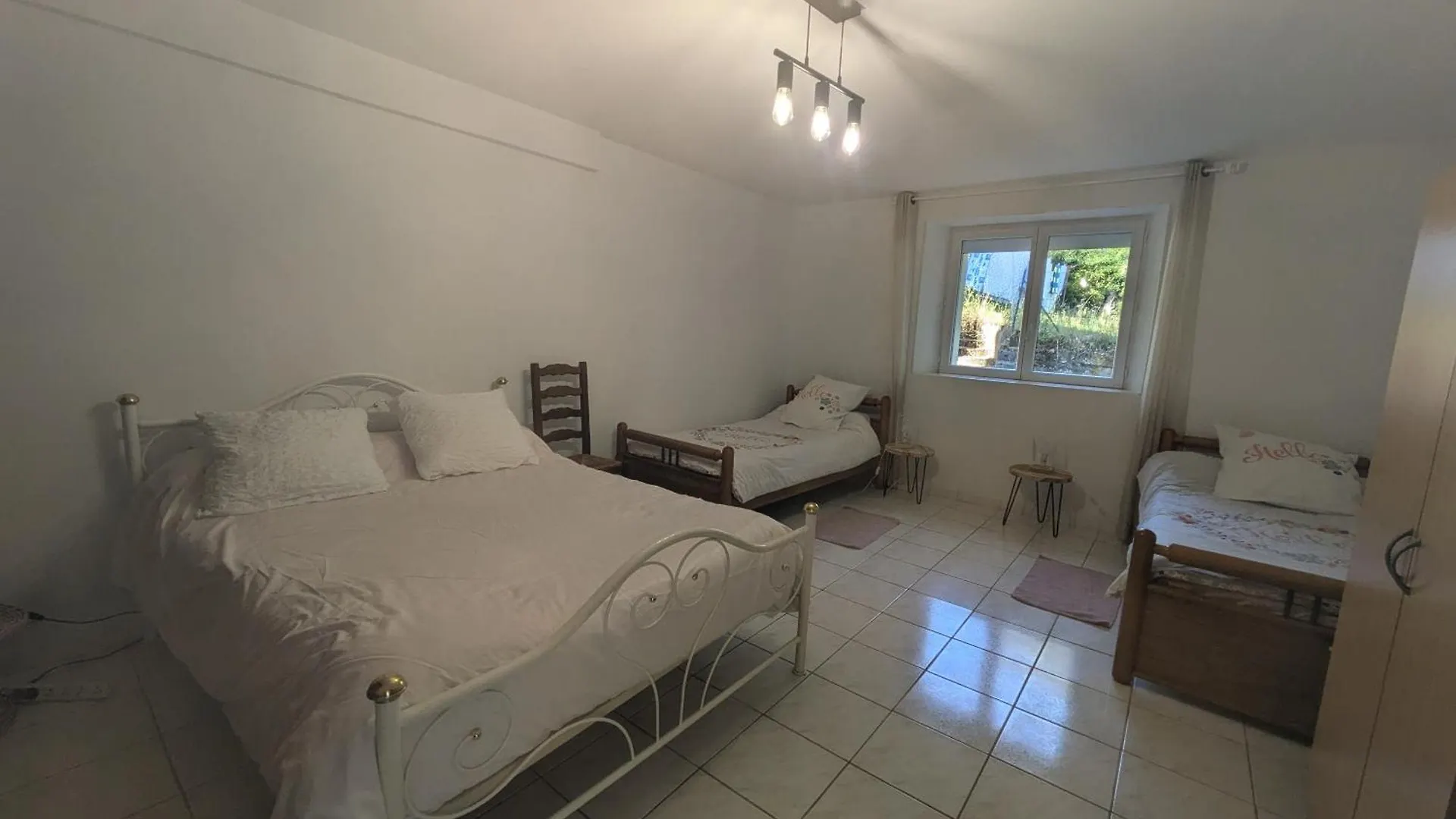 Appartement Dans Maison Individuelle Le Caylus Bas Saint-Affrique